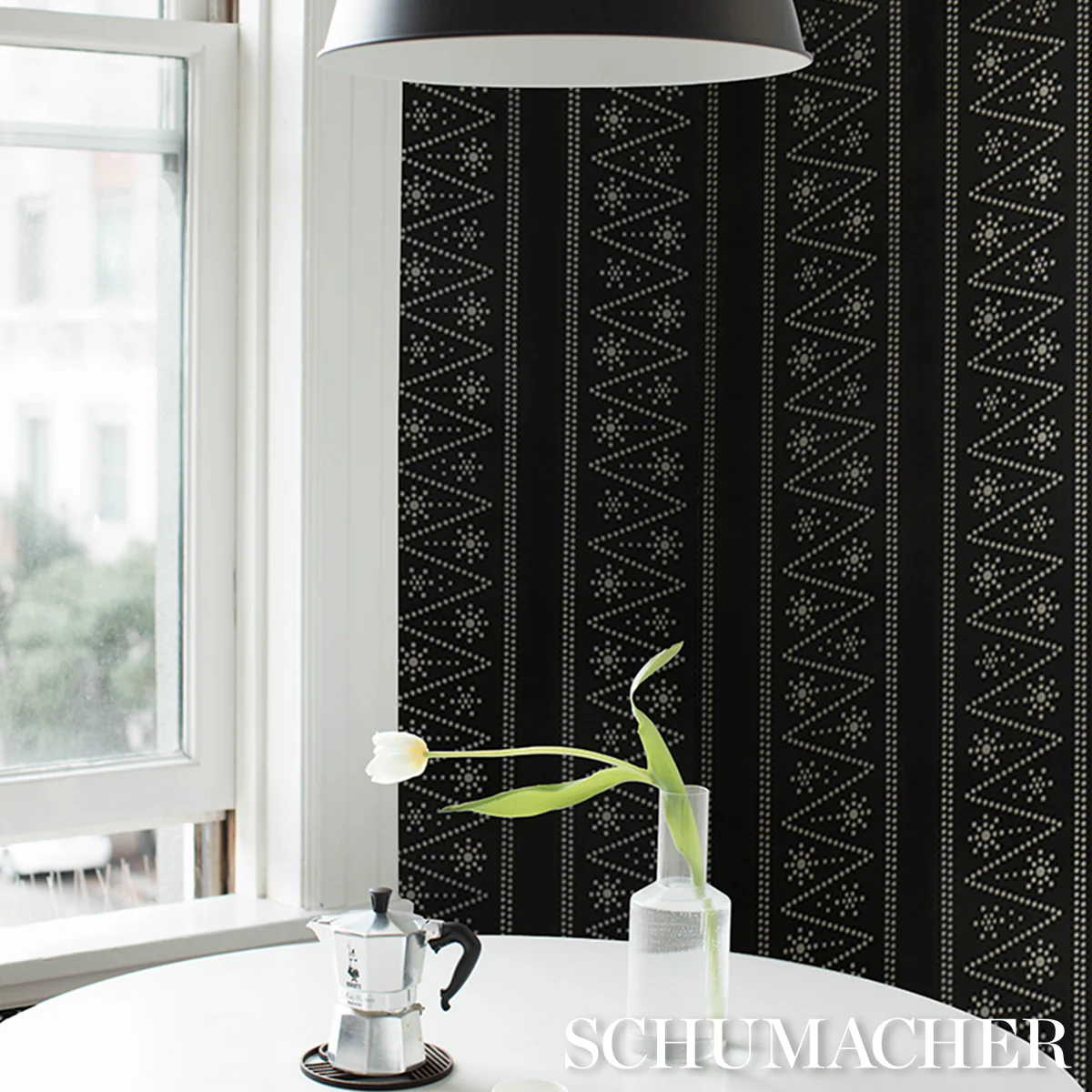 5018373 | The Pearlies, Black - Schumacher Wallpaper - Image 6
