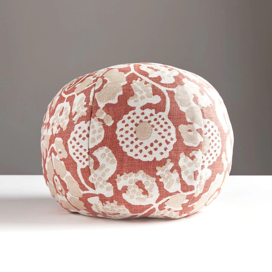 GWSMAIDFPIL0001 | Maiden Floral, Terracotta - Scalamandre Pillows