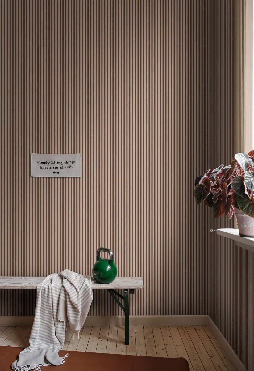 S10629 | Estelle, Burgundy - Sandberg Wallpaper - Image 3