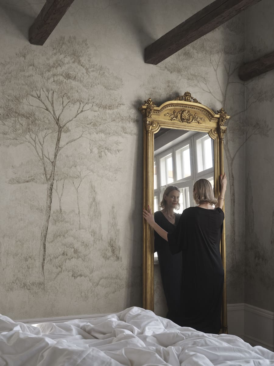 S10835 | Andrea, Sand - Sandberg Mural - Image 2