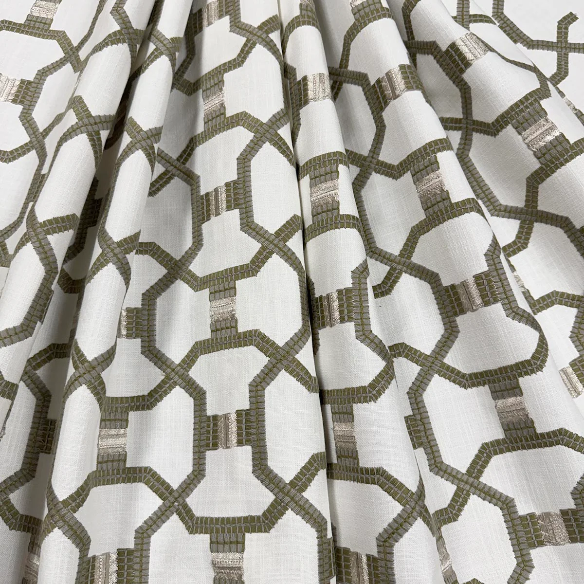 Sample - Mag Fabric, Foster Moss