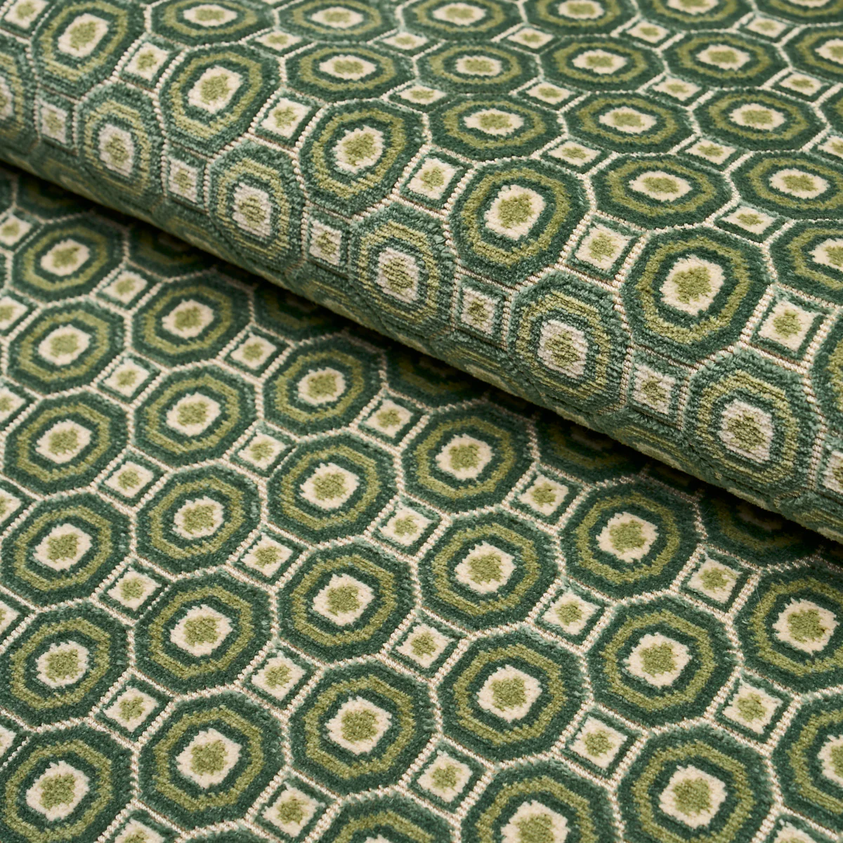 Sample - 84890 | Trianon Cut Velvet, Jardin - Schumacher Fabric