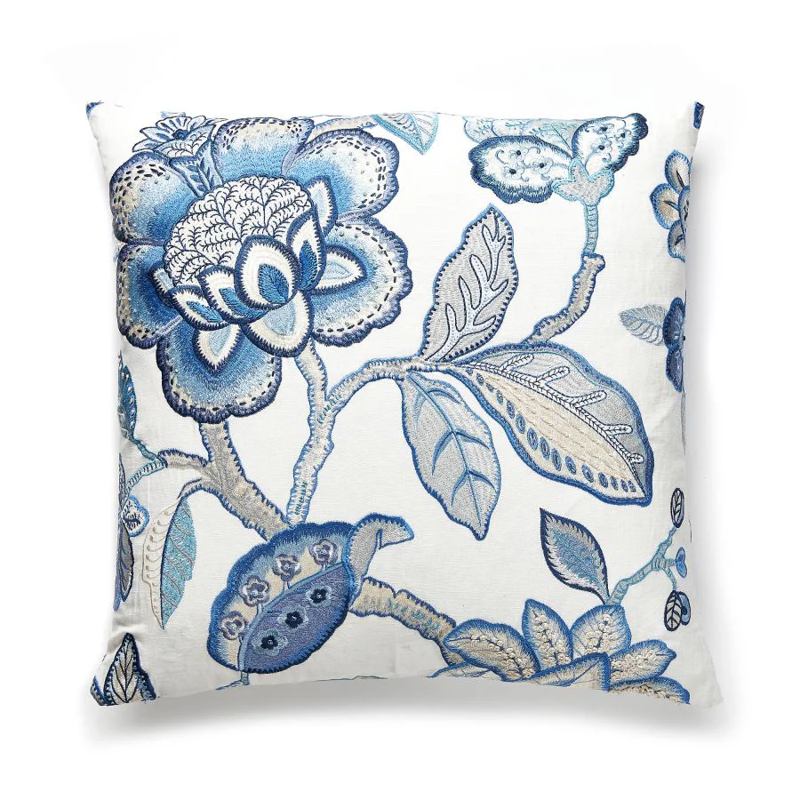 SCSDDK271260002 | Coromandel Embroidery, Porcelain - Scalamandre Pillows