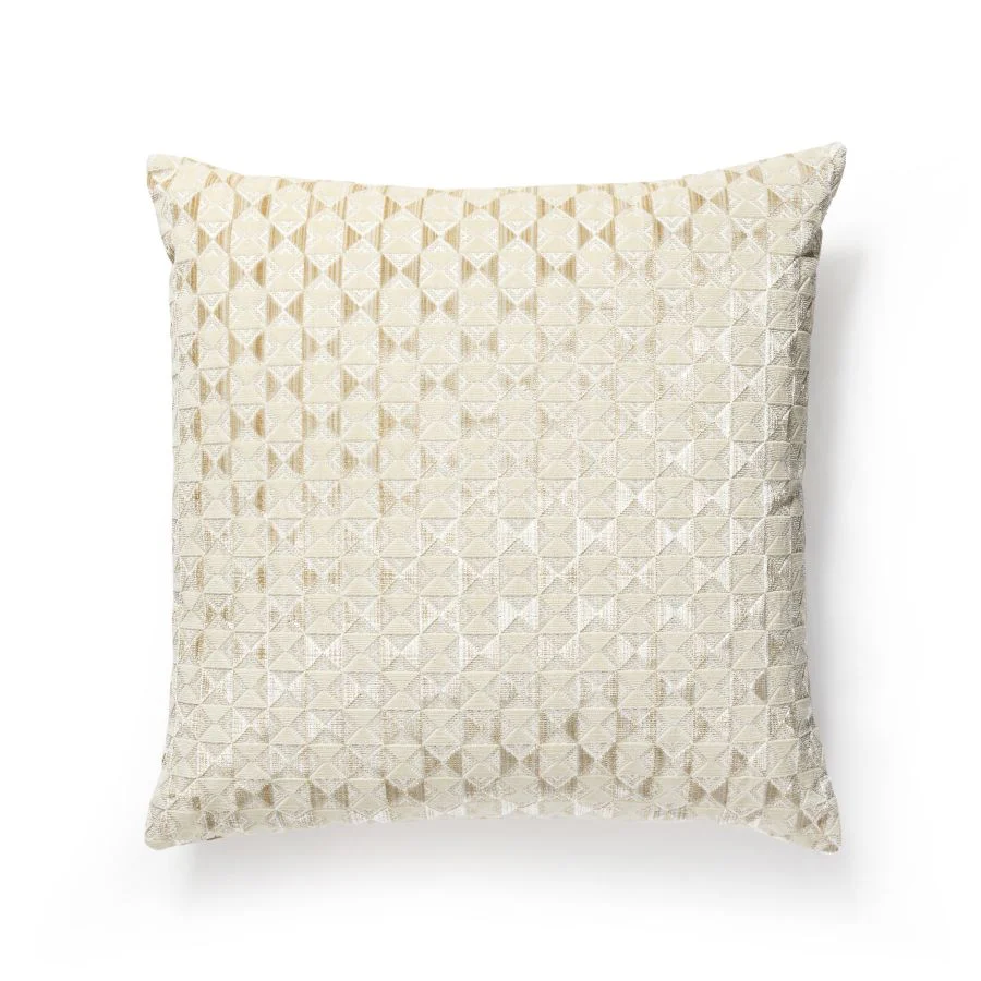SCSDDK273240001 | Parlor Velvet, Nougat - Scalamandre Pillows