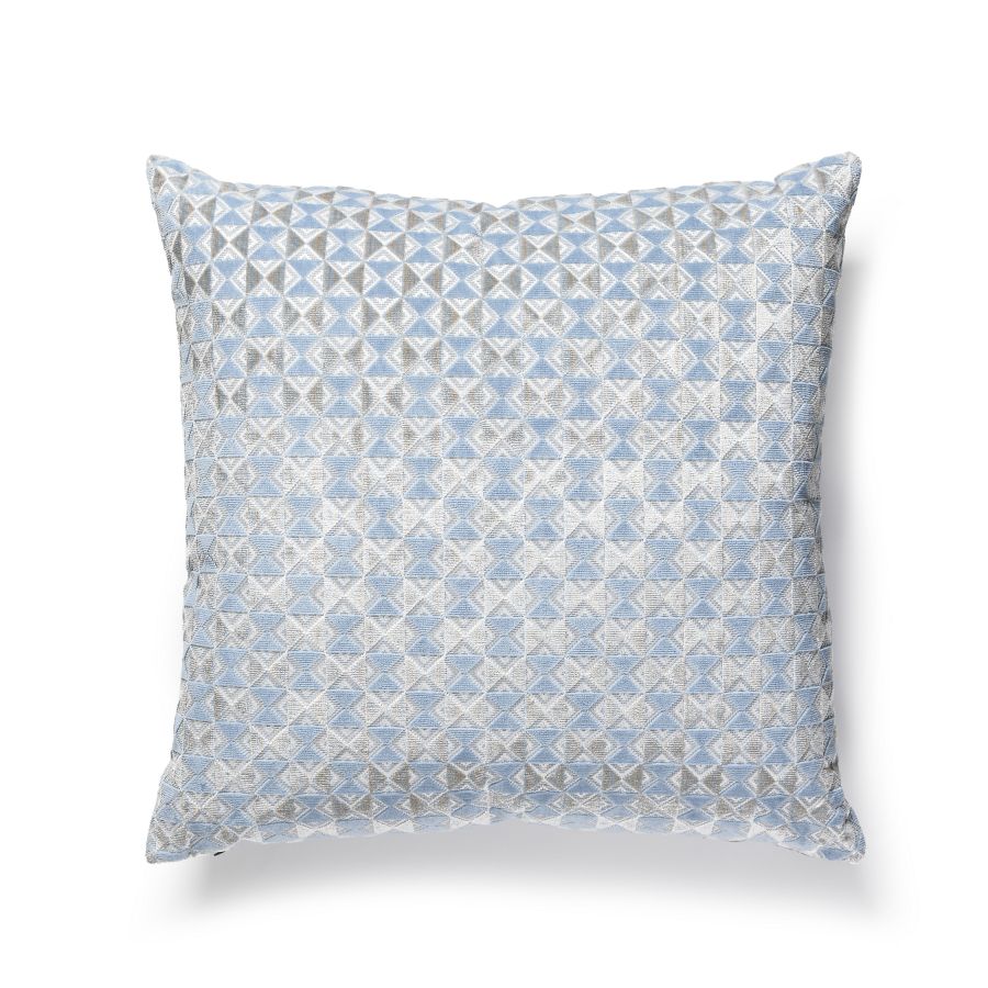 SCSDDK273240005 | Parlor Velvet, Bluebell - Scalamandre Pillows